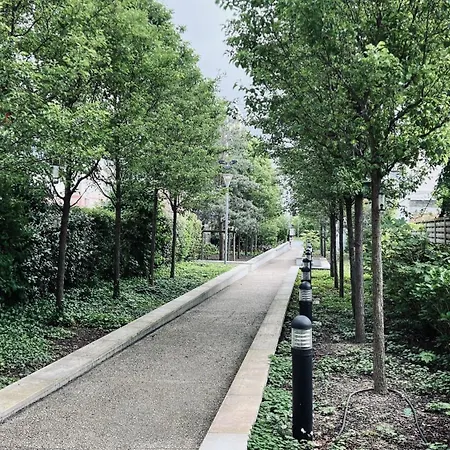 Appartement Lumiere Parisienne Moderne Lumineux Et Spacieux De 66m2 Metro L13 Parking Terrasse Et Ascenseur