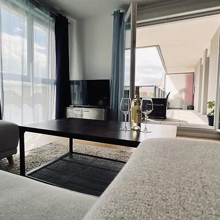 Lumiere Parisienne Moderne Lumineux Et Spacieux De 66m2 Metro L13 Parking Terrasse Et Ascenseur 公寓 马拉科夫