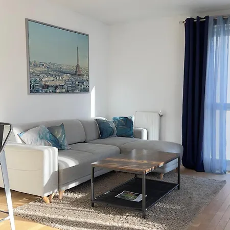 아파트 Lumiere Parisienne Moderne Lumineux Et Spacieux De 66m2 Metro L13 Parking Terrasse Et Ascenseur